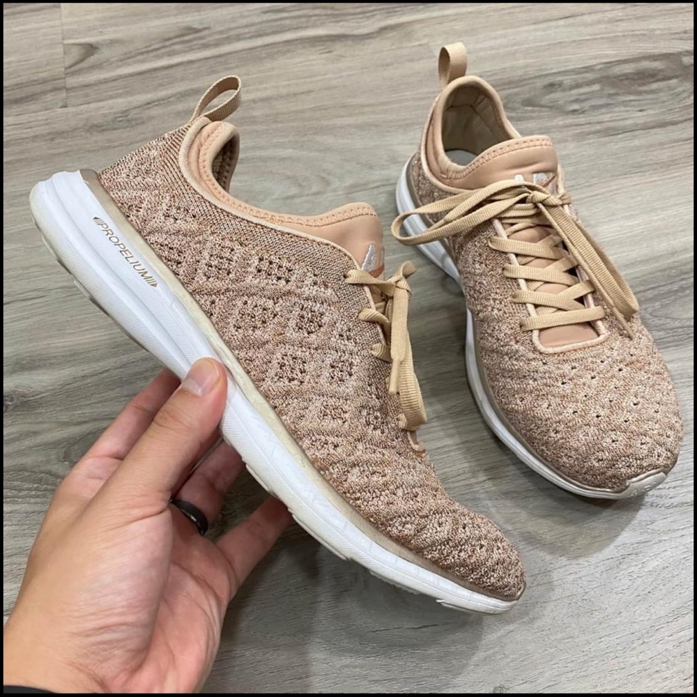 APL Lululemon TechLoom Phantom Running Shoes